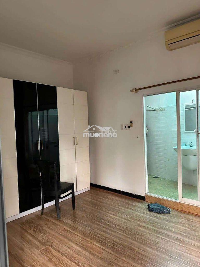 Cho thuê nhà đúc lầu hẻm thông xe tải 1/ thống nhất gò vấp 4.5x15 13tr - Ảnh 3