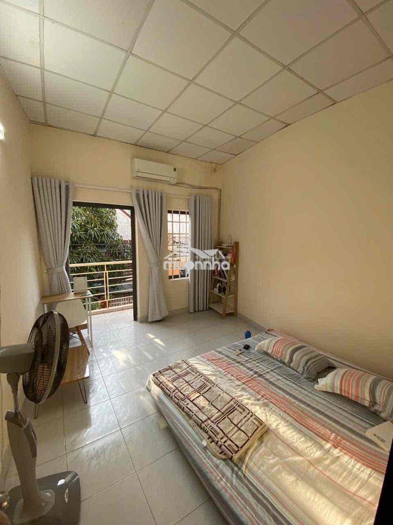 Nhà tôn đản , 61m2 , hẻm 3m , ko quy hoạch , chỉ 5.5 tỷ. - Ảnh 4