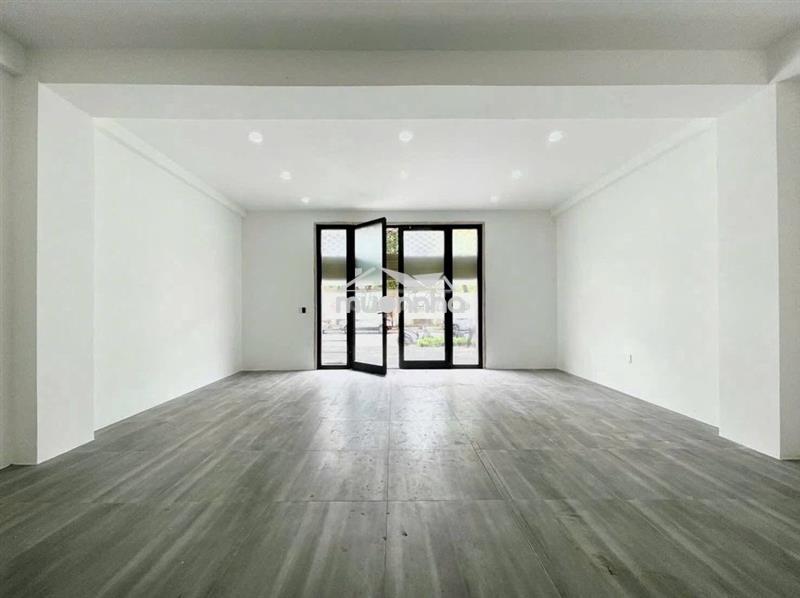 Mặt bằng 7x20m - chổ đậu oto thuận tiện