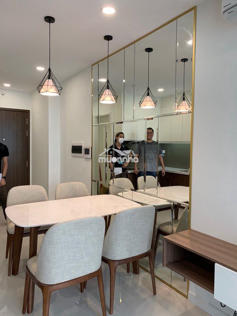 Cần cho thuê căn hộ central premium-70m2 có nội thất.giá: 13.5 triệu - 2