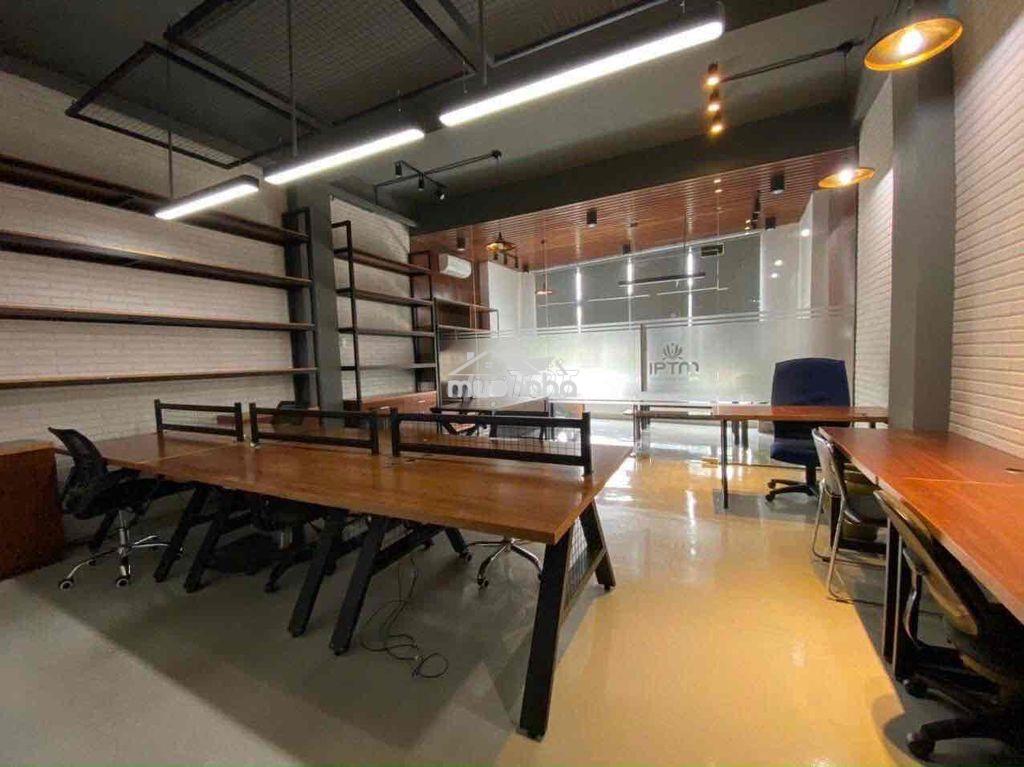 Nhà 4 lầu suốt 2 sàn lầu 3 2pn sân thượng ngay ngã tư hiệp bình phước - Ảnh 3
