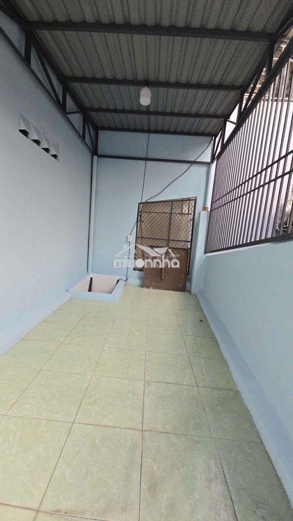 Nhà 3 lầu sổ riêng hoàn công đầy đủ bùi viện quận 1 - 4