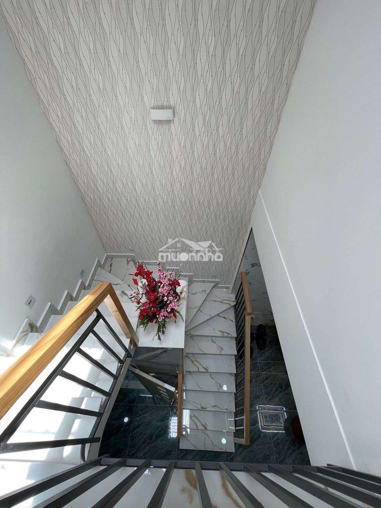 Nhà đẹp 2 tầng gần lotte mart - 42m² - nhỉnh 4 tỷ - 3