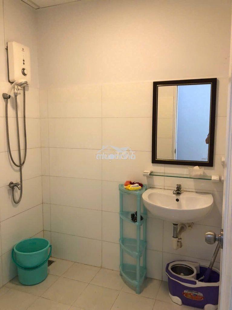 Gia đình mình cần bán căn hộ 72m² tại topaz garden. - Ảnh 3