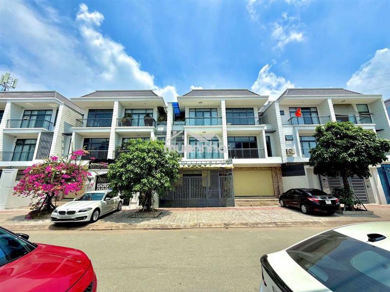 Bán nhà thô shophouse 6x21 kdc bửu long 3