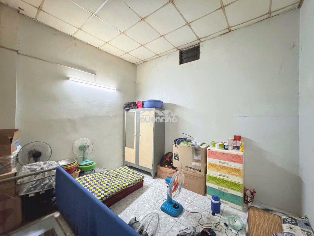 Chủ ngộp bán gấp nhà ngay ngã tư 4 xã giá nhỉnh 3 tỷ - Ảnh 4