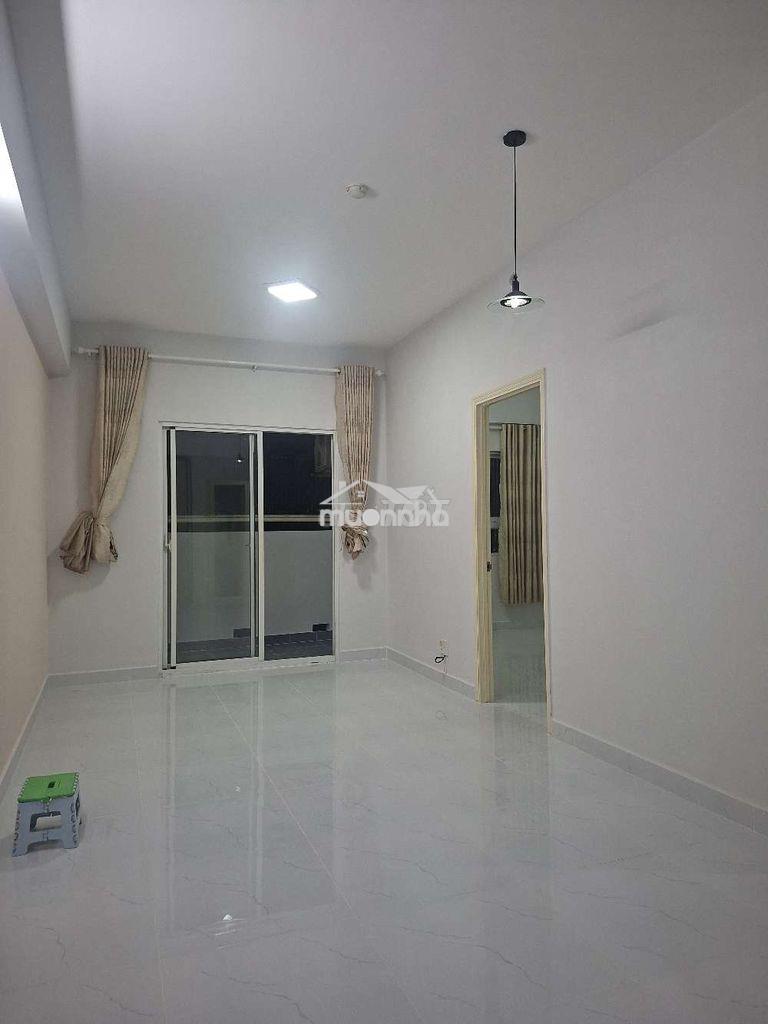 Bán nhanh căn hộ hqc 69m2. góc, sổ hồng 1ty7, ngay chợ bình điền q8