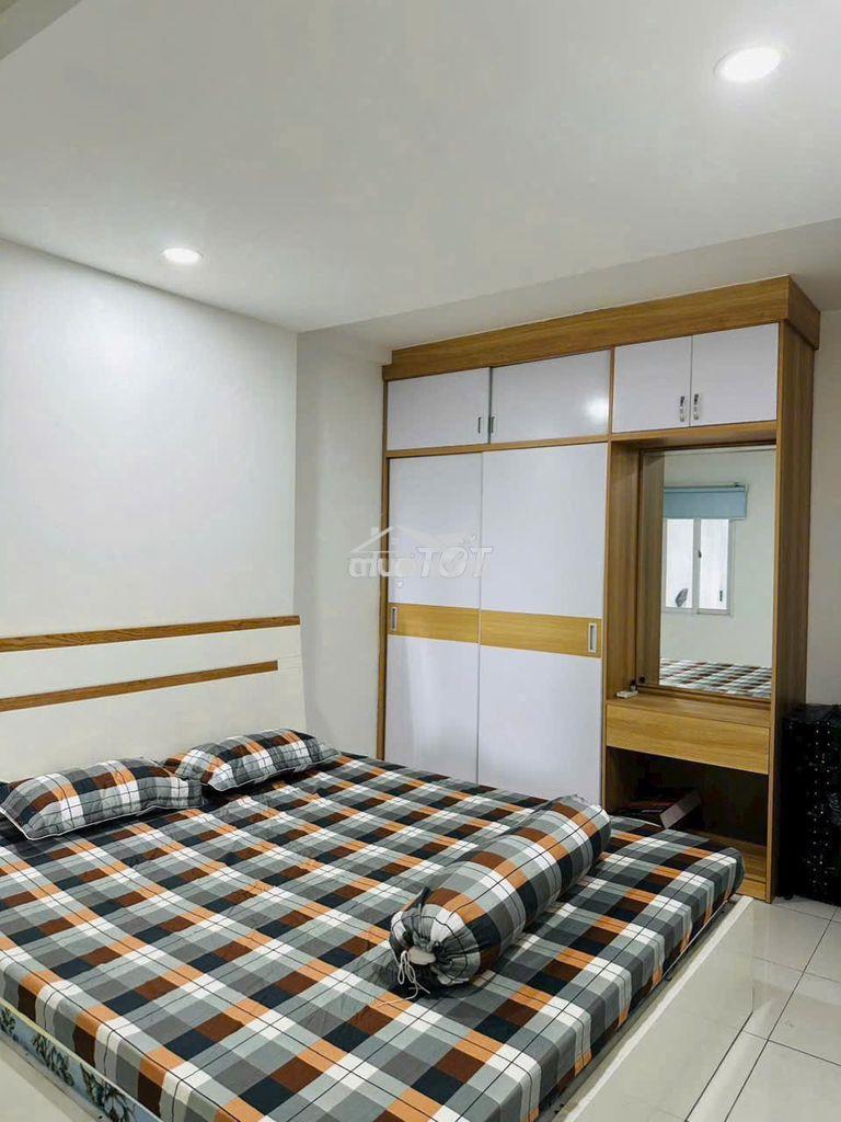 (8852) mẹ đơn thân ở khu city tower ( first home) bán giá tan vỡ