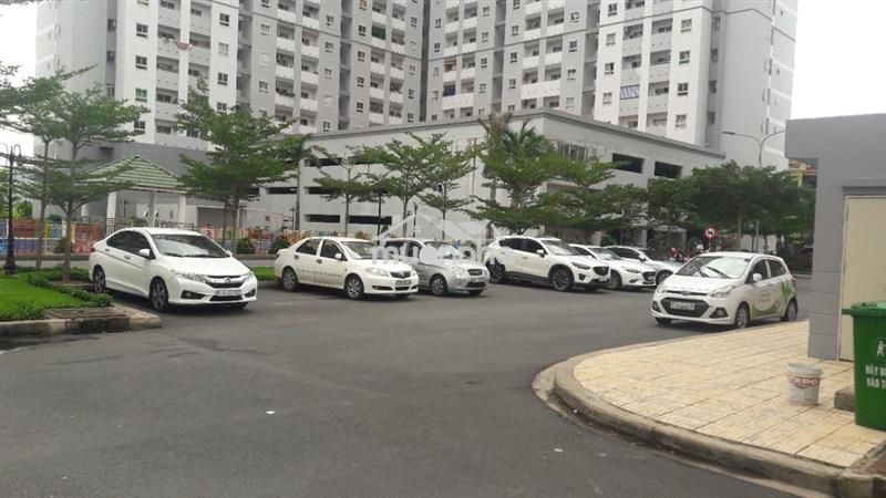 Cần bán căn trệt 123m2 vừa ở vừa kinh doanh tại hqc plaza, p.bình đông