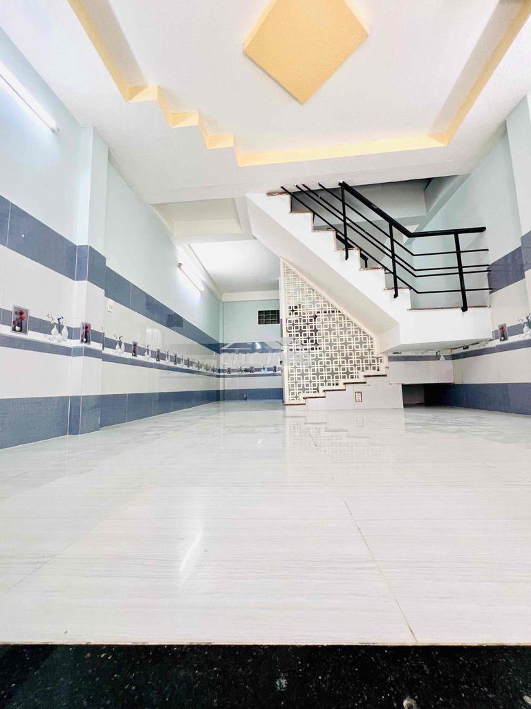 Nhà nguyên căn cho thuê - 2 p. ngủ, 2 toilet. đường lê văn thọ,  gv