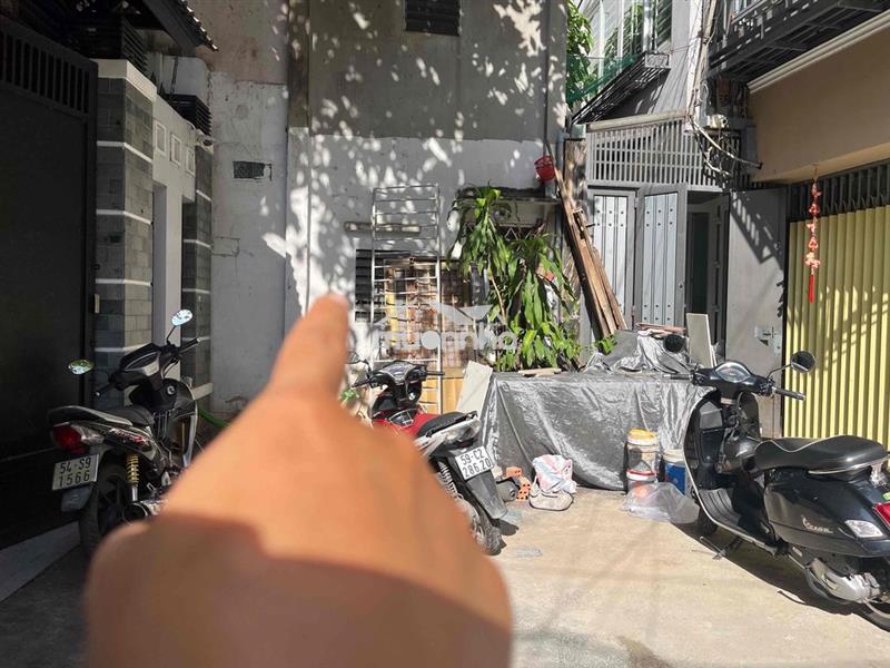 Cần bán nhà hẻm nhựa 6m đường cộng hoà. p13 tân bình