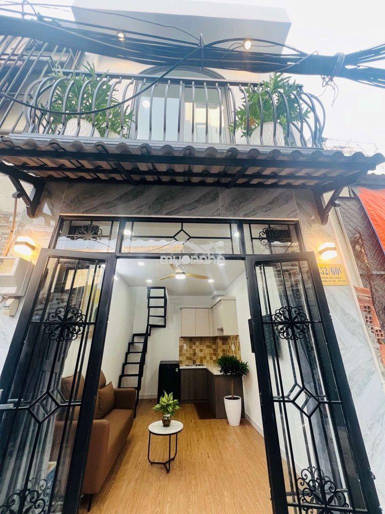Nhà pham văn chiêu mới đẹp chỉ nhỉnh 2 tỏi khu sầm uất tiện đi lại 