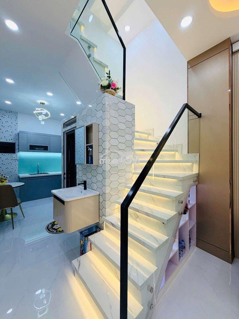 Bán nhà 2 tầng phạm văn chiêu - 33m² hxh - nhỉnh 4 tỷ - 4