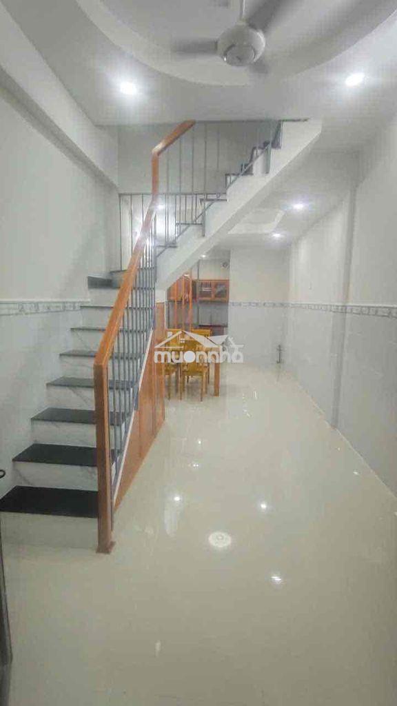Nhà mới đẹp sạch sẽ có nội thất đ44 /1 lầu 3pn 2wc