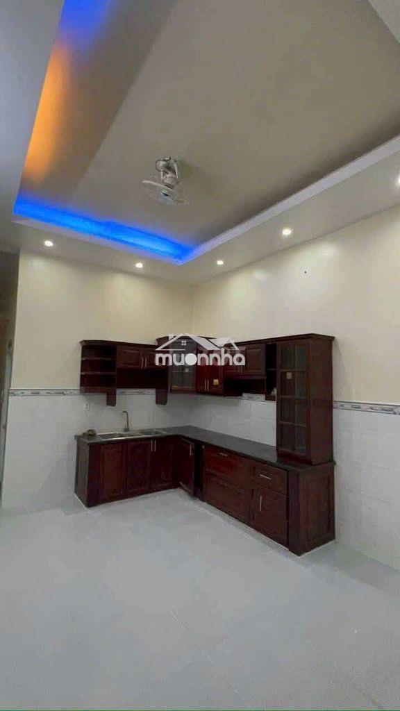 Nhà hướng tây.gần chợ bình thành.4 phòng ngủ,sân thượng  - 3