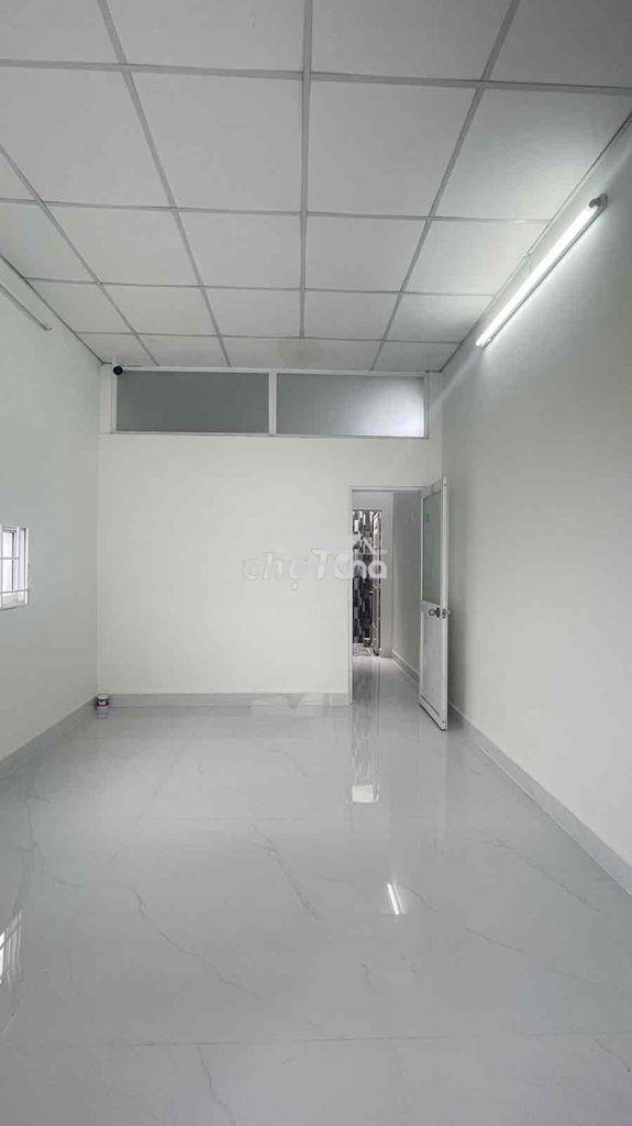 Chỉ 2.8 tỷ: gv nhà 1/ thẳng trục gần mt - hxh thông - 2 tầng đúc  19m2 - Ảnh 4