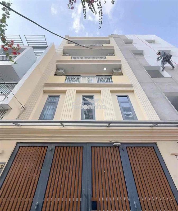 1 trệt 1 lầu rộng, cao cấp, đón ánh sáng tự nhiên,  cách huit 7p đi xe