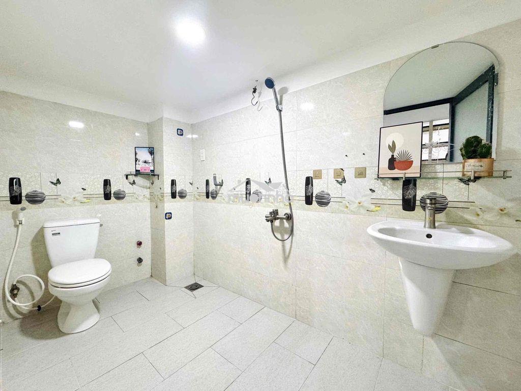 Duplex ban công full nội thất ngay gần đại học văn hiến - 4