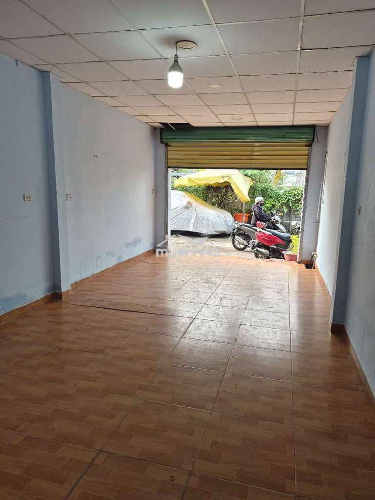 Mặt tiền đường mua bán - Ảnh 2