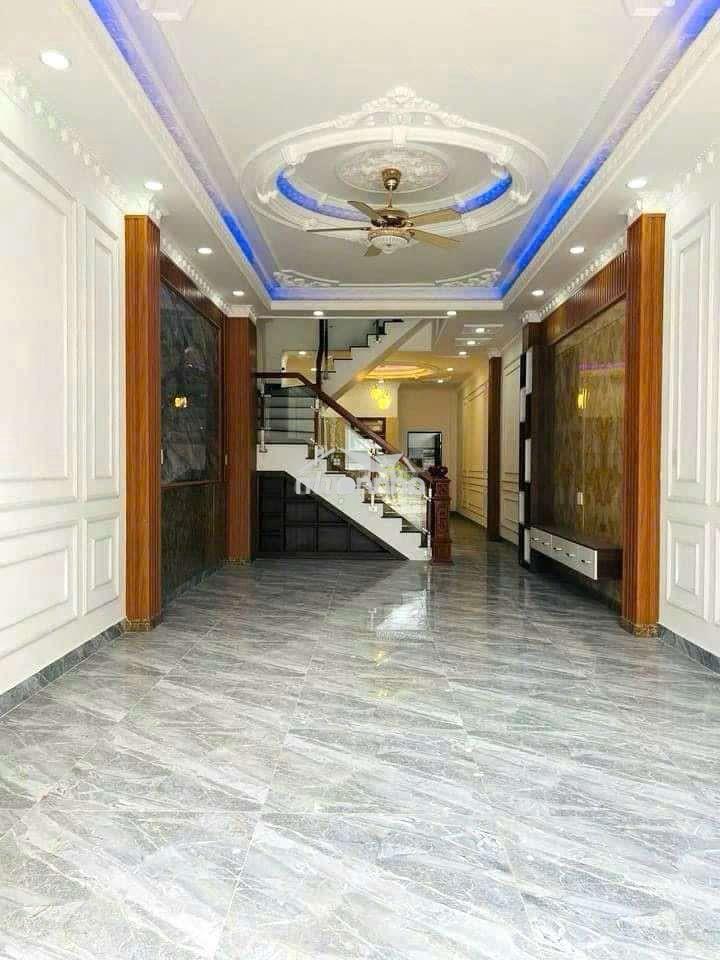 Cho thuê nhà bình chuẩn có nội thất - Ảnh 2