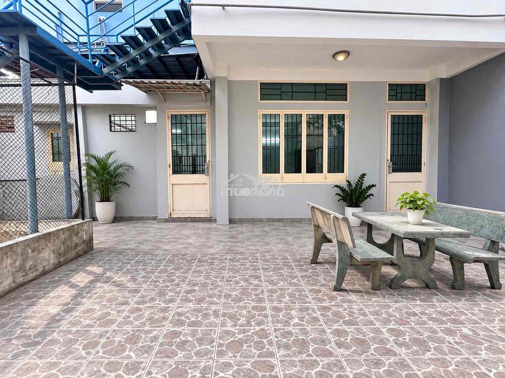 Nhà có vườn có rau sạch - Ảnh 2