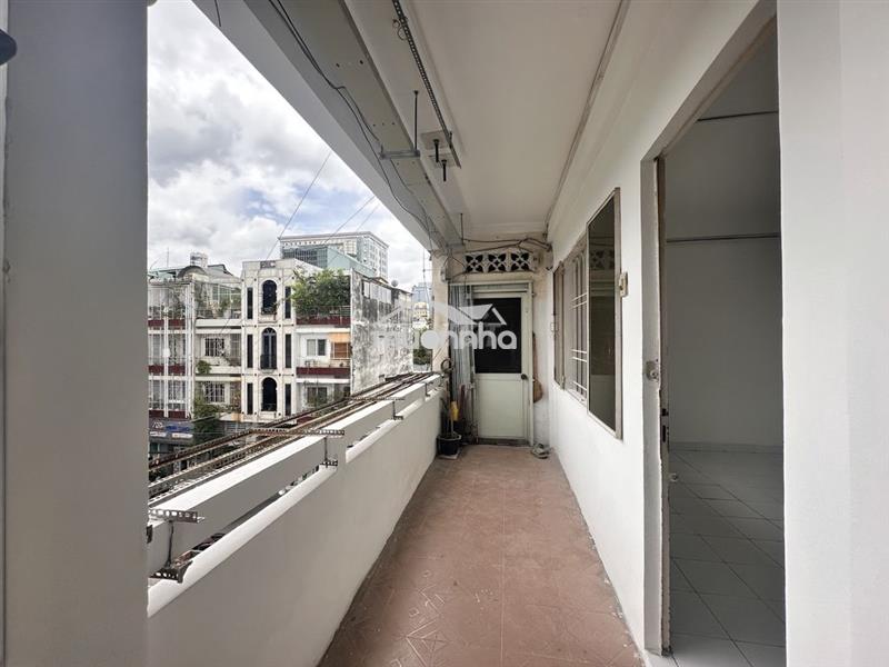 Bán căn hộ chung cư lô c đường lý văn phức, p. tân định, q1, tp hcm