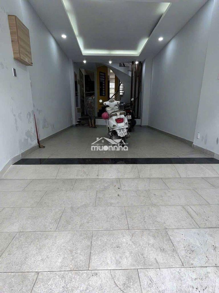 Nhà 1 trệt 2 lầu 4pn 4x20m hẻm xe hơi đường lâm văn bền