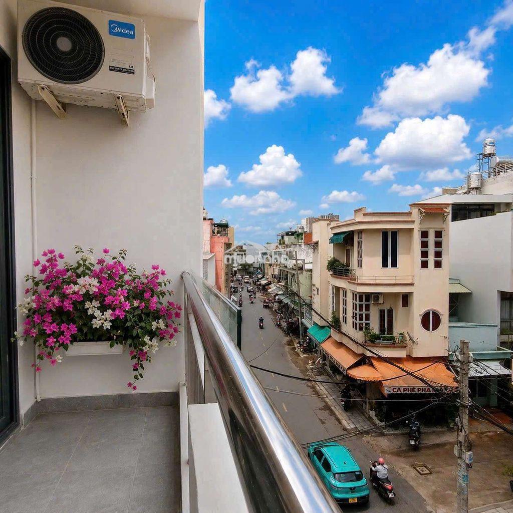 Siêu phẩm phòng mới đầy đủ nội thất - bancol thông thoáng  - Ảnh 2