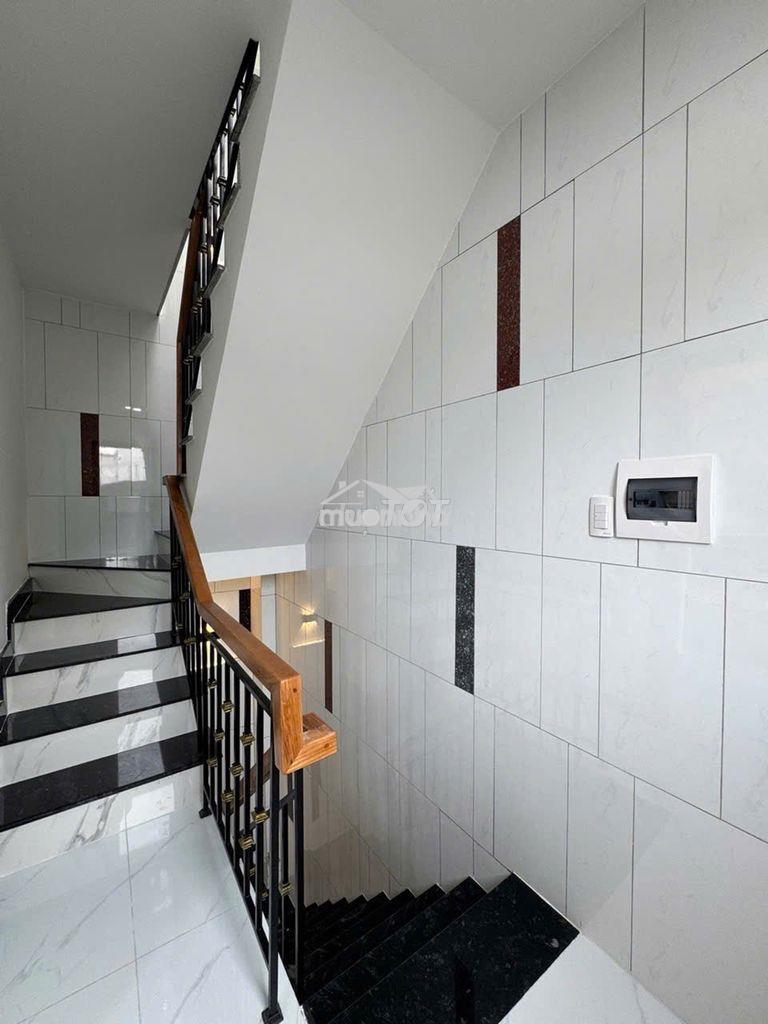 🏠 3tầng mới tinh tặng nội thất như hình - giá chỉ 4,98ty - Ảnh 3
