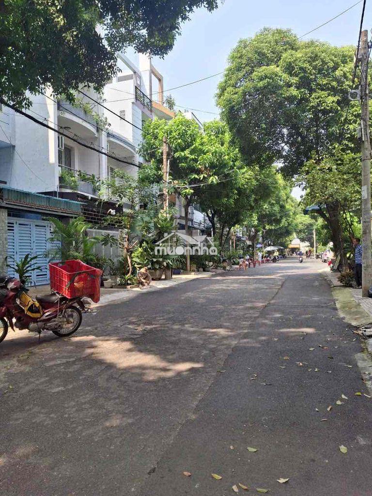 26tr nhà 4 tầng đường xe tải nguyên hồng gv