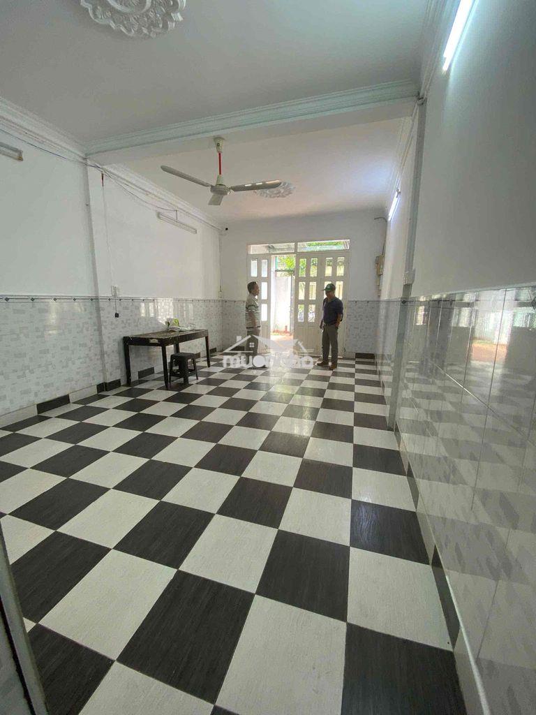 Cho thuê nhà nguyên căn đường số 3 lữ gia. dt: 4 x 20m, 2 tầng hẻm 8m. - 3