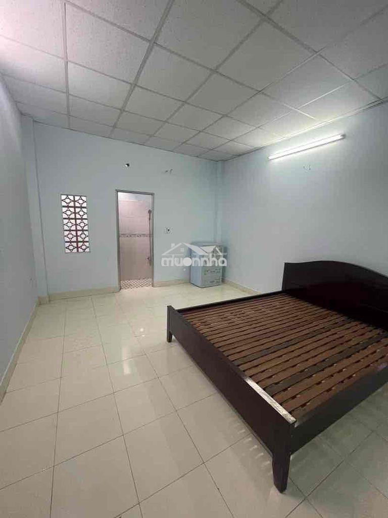 Nhà 2 phòng ngủ đường xe hơi lò lu gần vinhome q.9 - Ảnh 2
