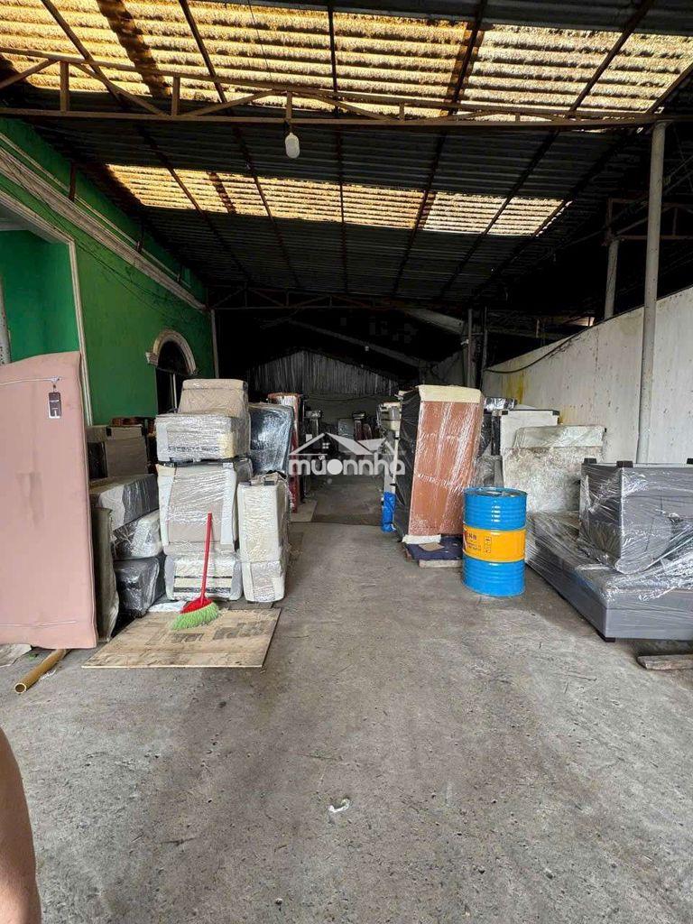 Xưởng dĩ an gần sài gòn 1100m 30tr đường cont - Ảnh 3