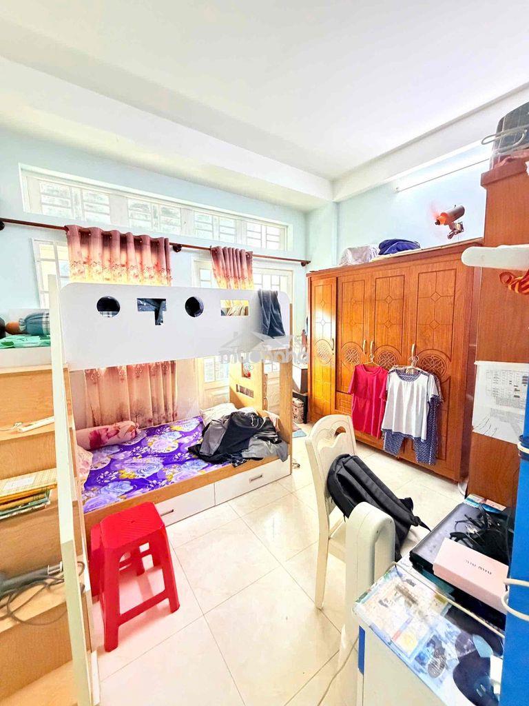 Bán nhà phường tân sơn , 3 tầng btct , chính chủ ở - Ảnh 3