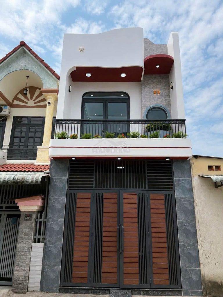 Bán nhà trệt lầu mới 100% giá rẻ gần ngã tư bình chuẩn - thuận an