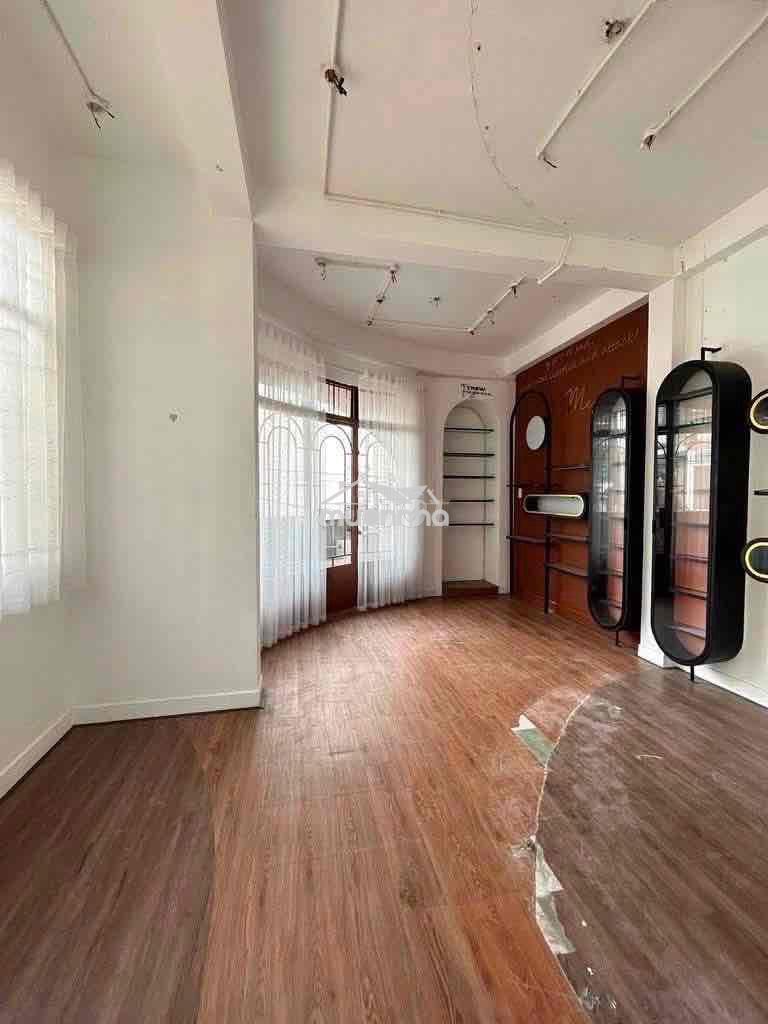 Cho thuê nhà hxh 491/1 lê văn sỹ, phường nhiêu lộc, quận 3 diện tích: - 3