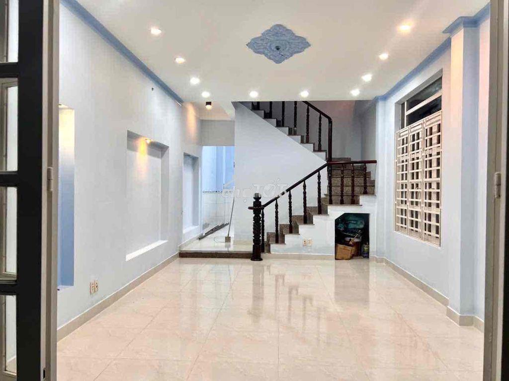 Nhà mới sạch sẽ, thơm tho ngay trung tâm quận 2 - 3