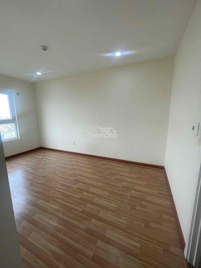 Cho thuê căn hộ q6 2pn nhà trống, 72m2 giá 9triệu/tháng - Ảnh 2
