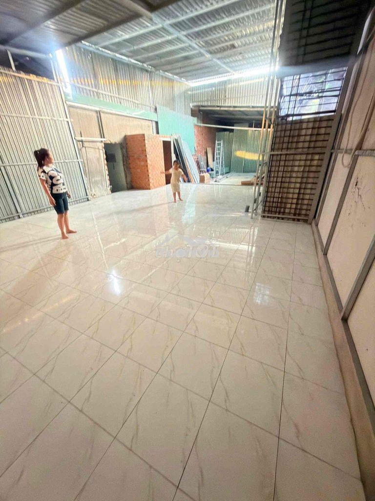 Cho thuê kho 6,8x9,5 hẻm xe tải vào được - Ảnh 2