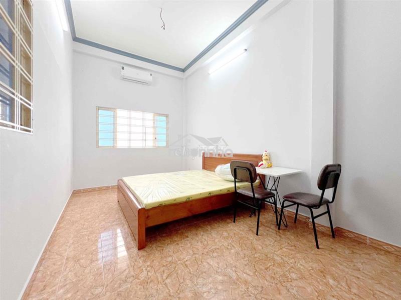 Căn hộ 30m2 full nội thất , ngay đh kinh tế ( ueh)