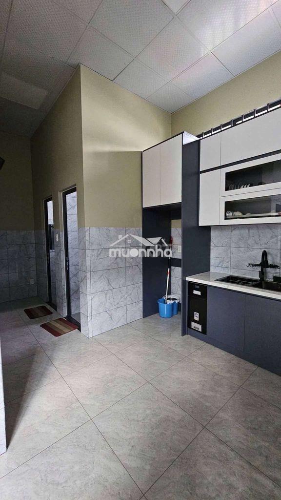 Cho thuê nhà mặt tiền gần chợ dĩ an - 2