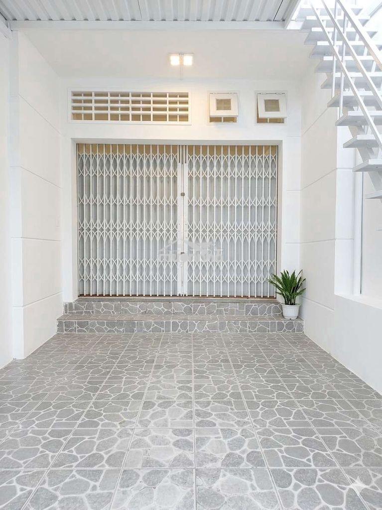 Nhà 2 tầng nguyên căn 150m2 giá rẻ  - Ảnh 2