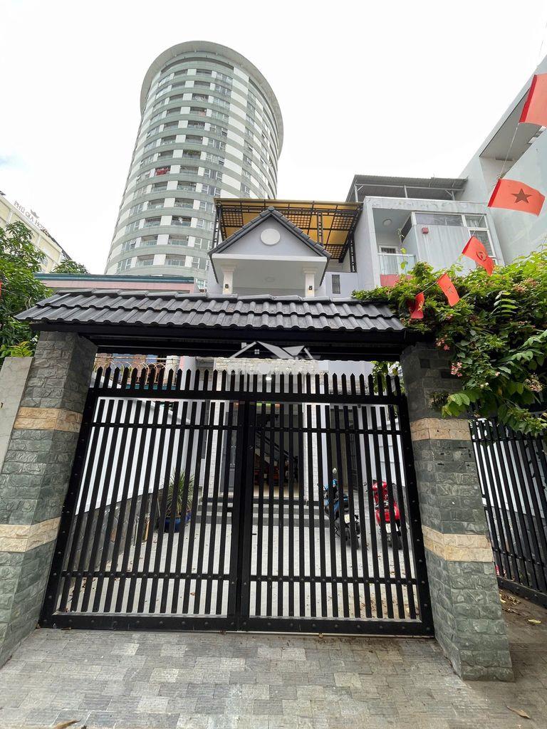 Cho thuê [hoặc bán] q7 ngang 6m huỳnh tấn phát - thu sẵn 30tr/tháng
