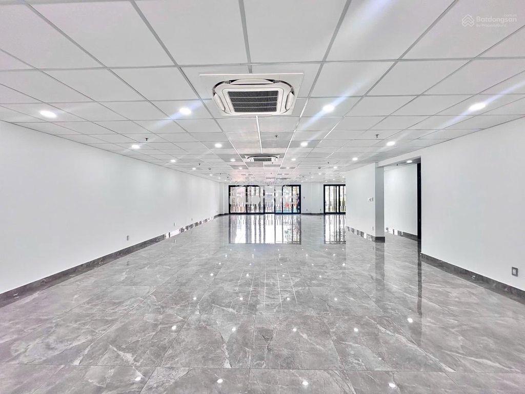 Tòa nhà văn phòng đường lê trung nghĩa. khu k300. 8x20m. hầm - 5 tầng - 4