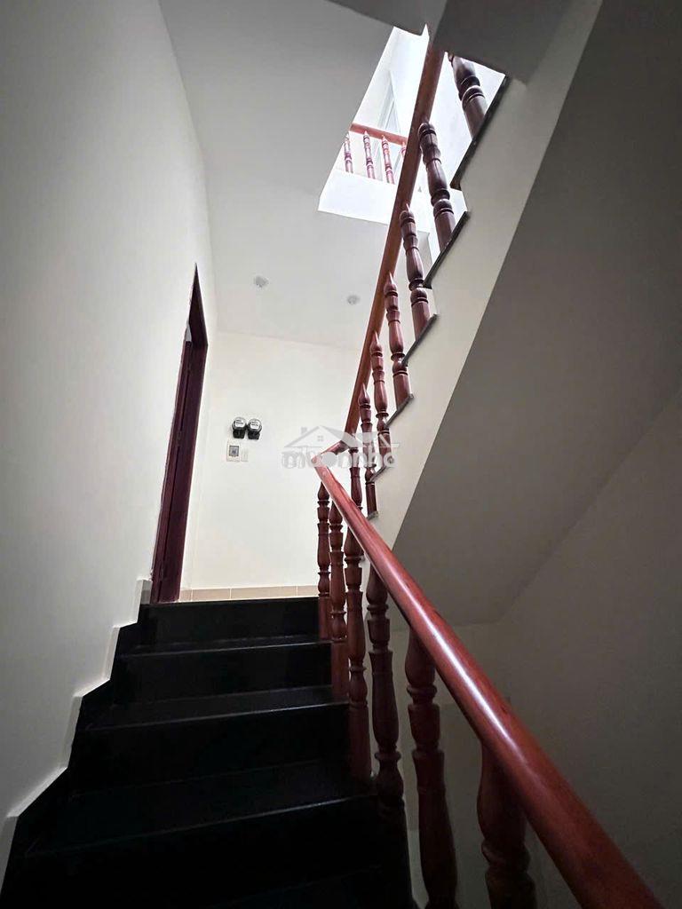 Cho thuê nhà 4 tầng kdc hồng đào hiệp bình phước 4pn 3wc full nội thất - Ảnh 3