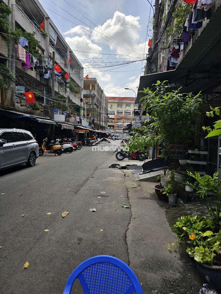 Căn hộ 41m2-lô góc-lầu 3thang bộ -cc lạc long quân p5q11 - 3