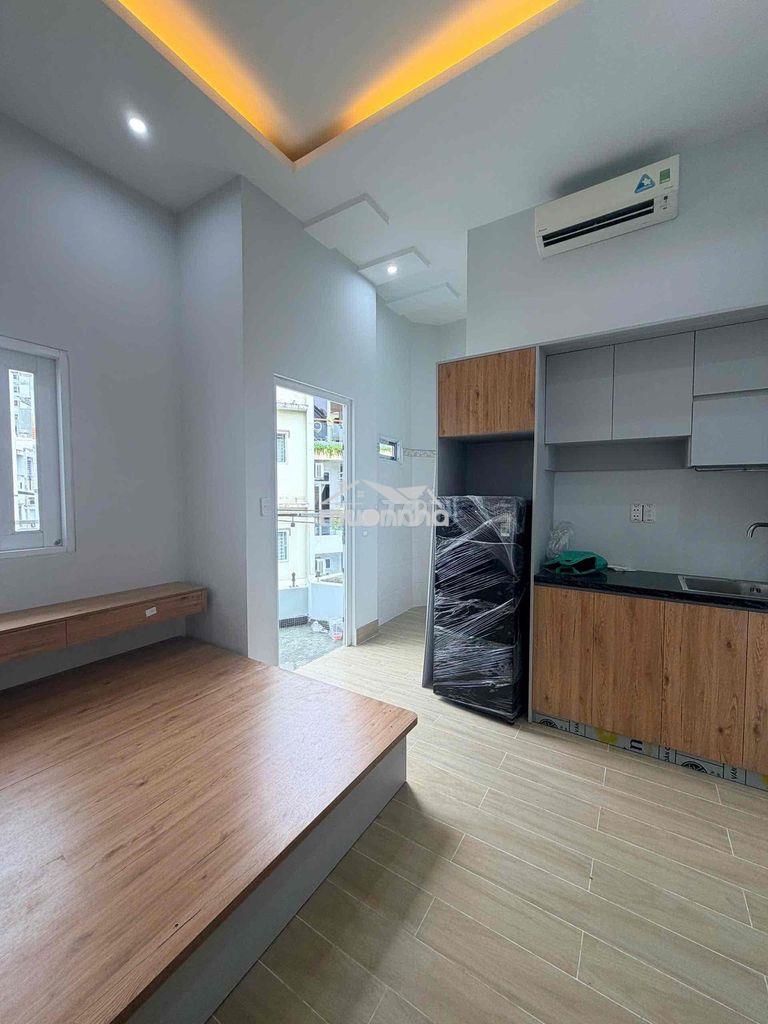 Studio ban công mới 100% - gần đh văn hiến