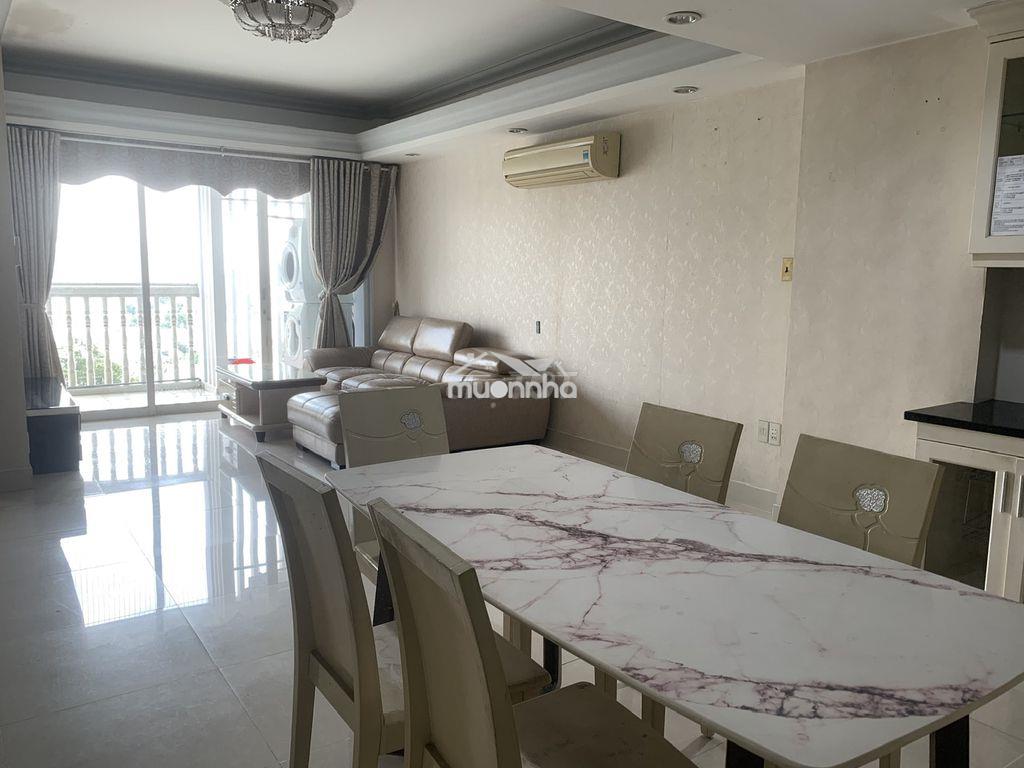 Cho thuê căn hộ tầng cao 92m2 có máy giặt, máy sấy chung cư homyland 1 - 4