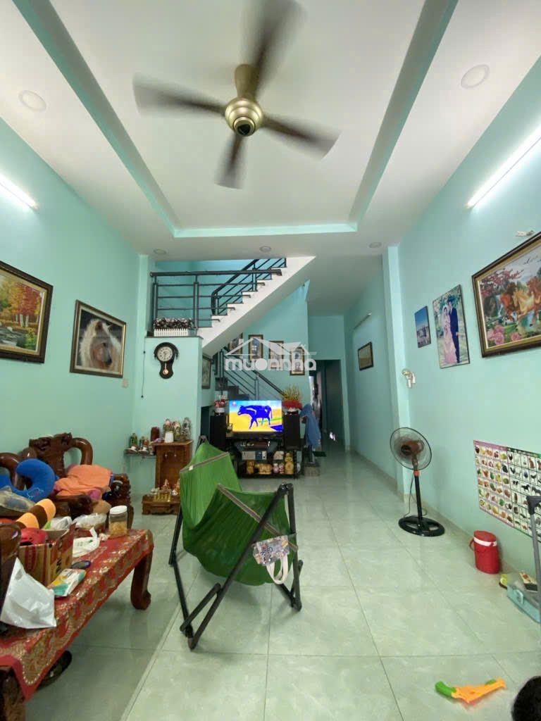 Nhà 2 mặt tiền đường nhựa xe hơi - 03 tầng 4x24m - 4