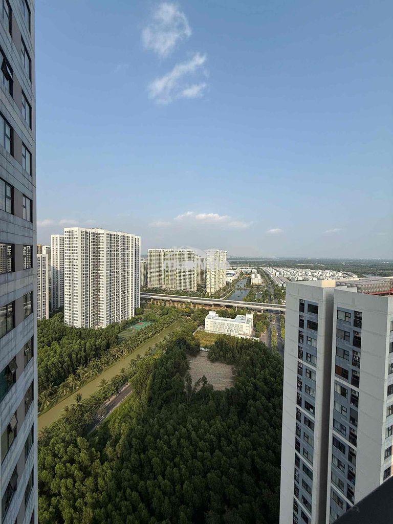 Cần bán gấp căn hộ ở vincom grand park quận 9 - Ảnh 2
